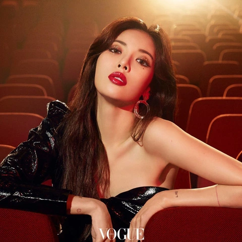 Mua Từ Hàn Quốc Hyuna