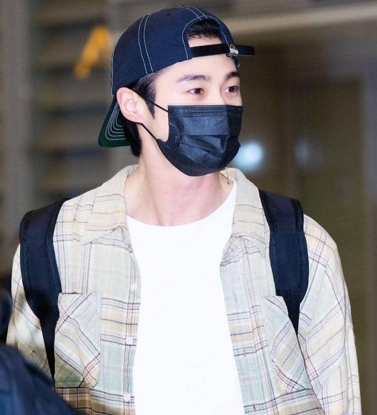 Mua Từ Hàn Quốc Nam Diễn Viên Byeon Woo Seok đã Chấm Dứt Hợp đồng Với Công Ty Vệ Sĩ