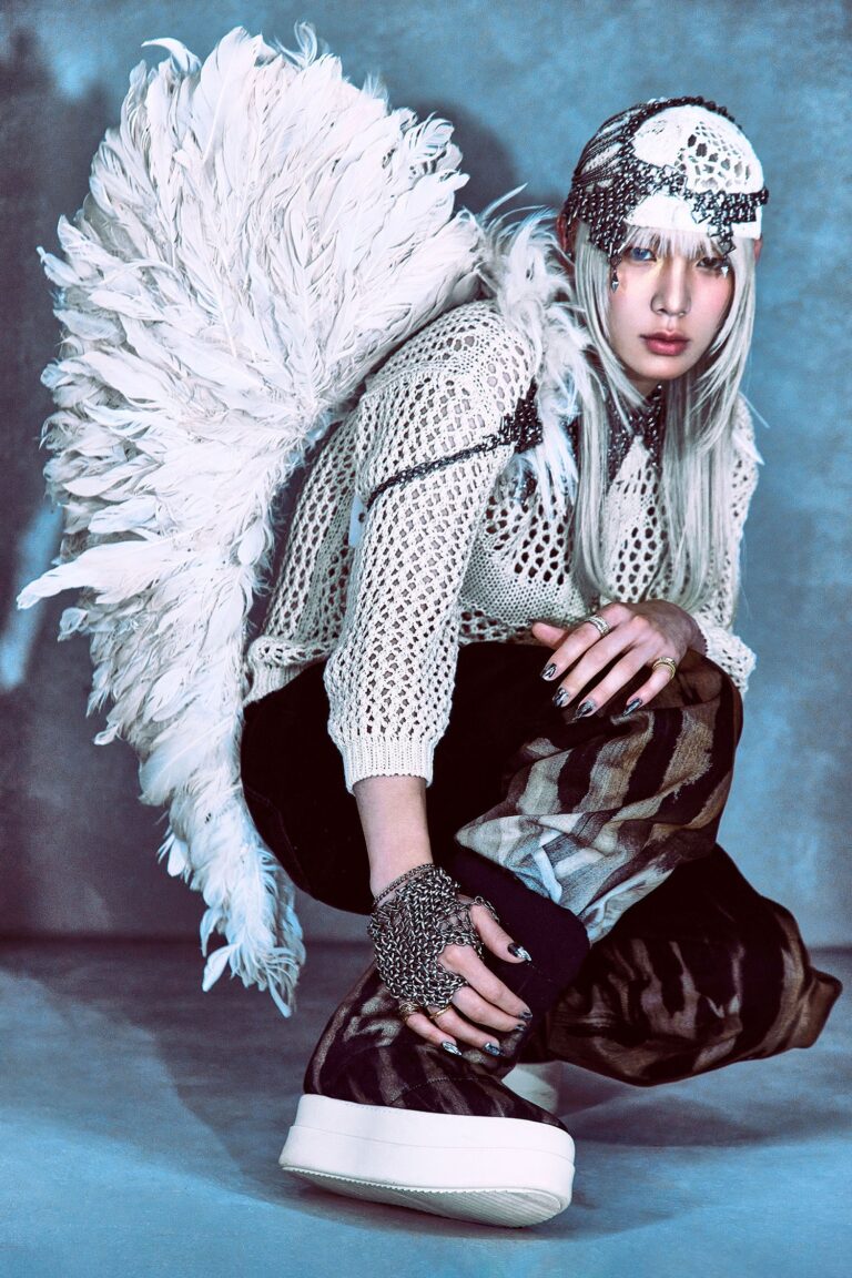 Key SHINee Hunter Album